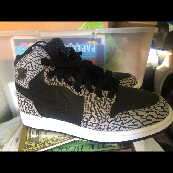 Air Jordan 1👠🌺💝 - Picture 4 of 11